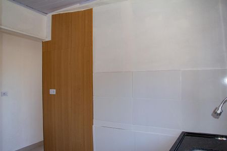 Casa para alugar com 35m², 1 quarto e sem vaga