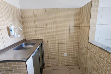 Cozinha de casa para alugar com 1 quarto, 60m² em Portal dos Gramados, Guarulhos