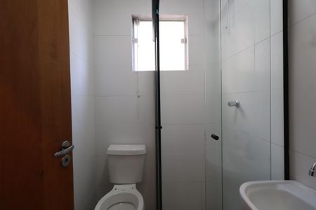 Apartamento para alugar com 42m², 2 quartos e sem vagaBanheiro