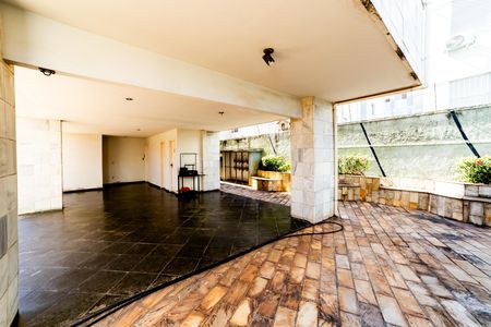 Apartamento à venda com 130m², 2 quartos e 1 vaga Apartamento à venda com 130m², 2 quartos e 1 vagaÁrea comum - Salão de festas