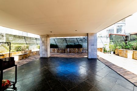 Apartamento à venda com 130m², 2 quartos e 1 vaga Apartamento à venda com 130m², 2 quartos e 1 vagaÁrea comum - Salão de festas