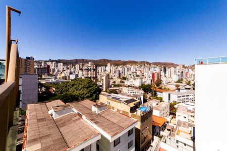 Apartamento à venda com 130m², 2 quartos e 1 vaga Apartamento à venda com 130m², 2 quartos e 1 vagaVista da Cobertura