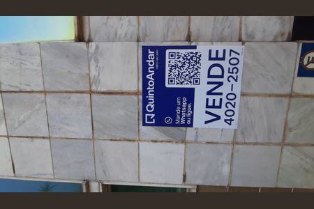 Apartamento à venda com 130m², 2 quartos e 1 vaga Apartamento à venda com 130m², 2 quartos e 1 vagaPlaca instalada