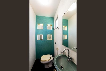Apartamento à venda com 130m², 2 quartos e 1 vaga Apartamento à venda com 130m², 2 quartos e 1 vagaLavabo