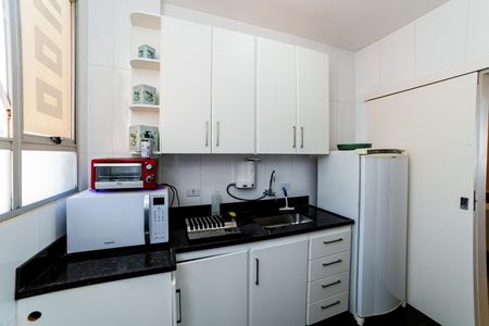 Apartamento à venda com 130m², 2 quartos e 1 vaga Apartamento à venda com 130m², 2 quartos e 1 vagaCozinha