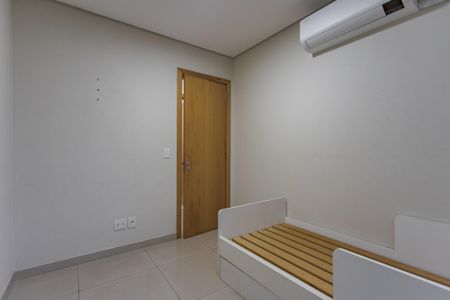 Quarto de apartamento para alugar com 2 quartos, 56m² em Partenon, Porto Alegre