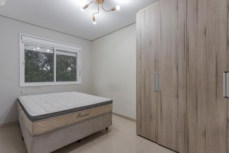 Suíte de apartamento para alugar com 2 quartos, 56m² em Partenon, Porto Alegre