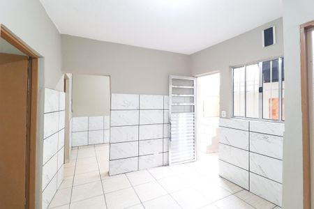 Casa para alugar com 40m², 2 quartos e sem vaga
