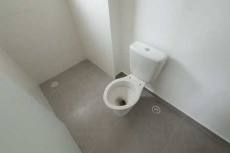 Apartamento para alugar com 102m², 3 quartos e 3 vagas Apartamento para alugar com 102m², 3 quartos e 3 vagasBanheiro da Suíte