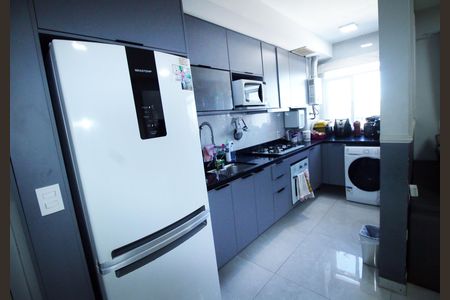 Cozinha de apartamento para alugar com 3 quartos, 57m² em Vista Alegre, Rio de Janeiro