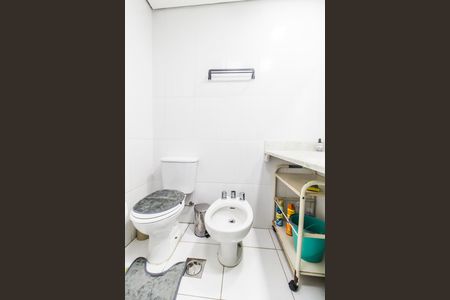 Banheiro de apartamento para alugar com 1 quarto, 58m² em Alphaville, Barueri