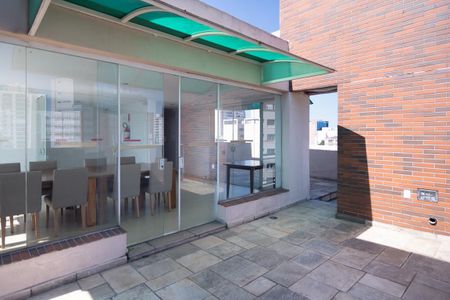Apartamento para alugar com 42m², 2 quartos e sem vaga