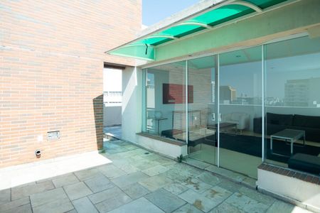 Apartamento para alugar com 42m², 2 quartos e sem vaga