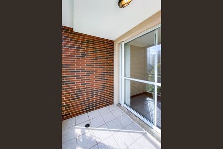 Apartamento para alugar com 42m², 2 quartos e sem vaga Apartamento para alugar com 42m², 2 quartos e sem vagaVaranda