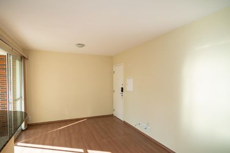 Apartamento para alugar com 42m², 2 quartos e sem vaga Apartamento para alugar com 42m², 2 quartos e sem vagaSala