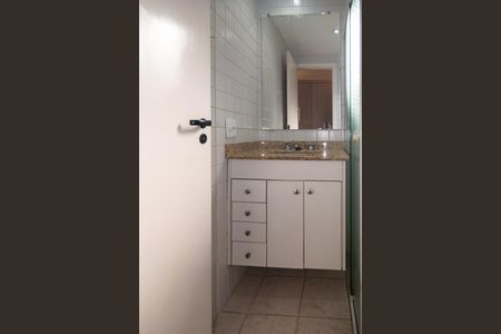 Apartamento para alugar com 42m², 2 quartos e sem vaga Apartamento para alugar com 42m², 2 quartos e sem vagaBanheiro Quarto Suíte