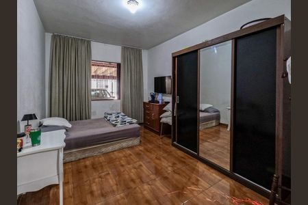 Casa à venda com 140m², 5 quartos e sem vagaQuarto 1