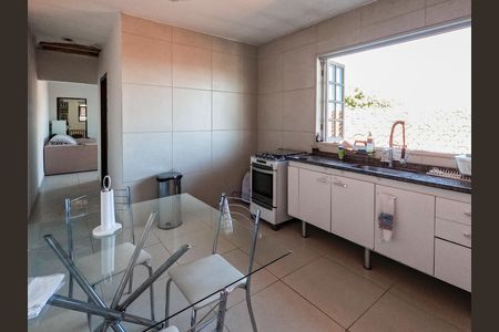 Casa à venda com 5 quartos, 140m² em Jaguará, São Paulo