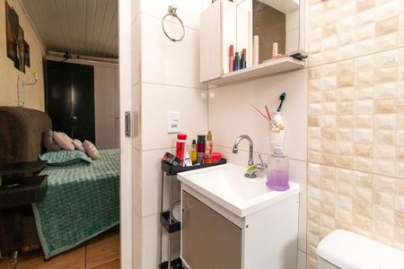 Casa de condomínio para alugar com 70m², 2 quartos e 2 vagas Casa de condomínio para alugar com 70m², 2 quartos e 2 vagasBanheiro da Suíte
