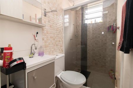 Casa de condomínio para alugar com 70m², 2 quartos e 2 vagas Casa de condomínio para alugar com 70m², 2 quartos e 2 vagasBanheiro da Suíte