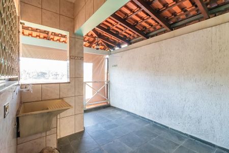 Área de Serviço de casa à venda com 2 quartos, 150m² em Jardim Belval, Barueri