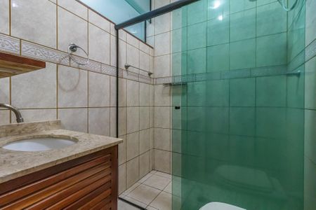 Casa à venda com 150m², 2 quartos e 2 vagasBanheiro da Suíte 2