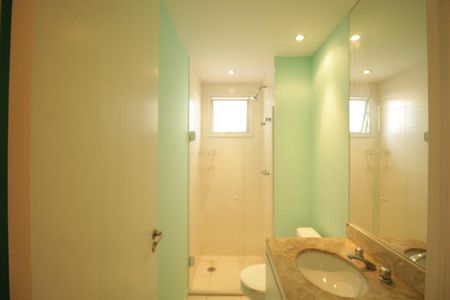 Apartamento para alugar com 131m², 3 quartos e 2 vagas Apartamento para alugar com 131m², 3 quartos e 2 vagasBanheiro social