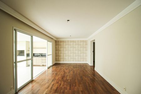 Apartamento para alugar com 131m², 3 quartos e 2 vagas Apartamento para alugar com 131m², 3 quartos e 2 vagasSala