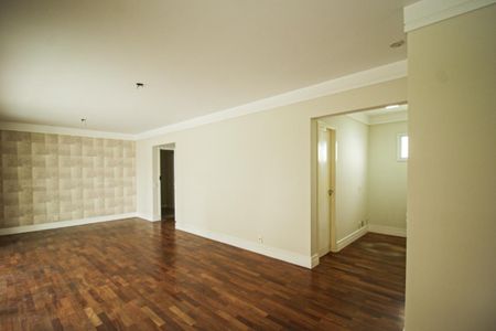 Apartamento para alugar com 131m², 3 quartos e 2 vagas Apartamento para alugar com 131m², 3 quartos e 2 vagasSala