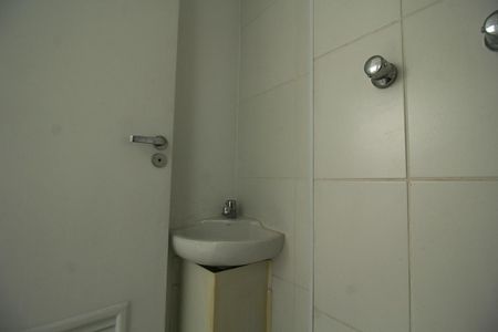 Apartamento para alugar com 131m², 3 quartos e 2 vagas Apartamento para alugar com 131m², 3 quartos e 2 vagasBanheiro de serviço