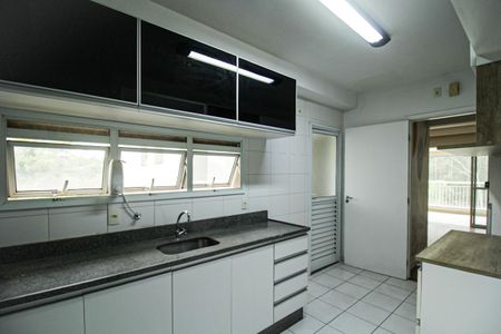 Apartamento para alugar com 131m², 3 quartos e 2 vagas Apartamento para alugar com 131m², 3 quartos e 2 vagasCozinha