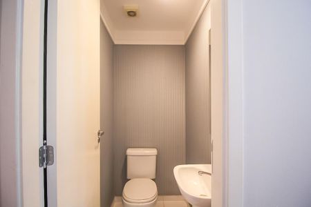 Apartamento para alugar com 131m², 3 quartos e 2 vagas Apartamento para alugar com 131m², 3 quartos e 2 vagasLavabo