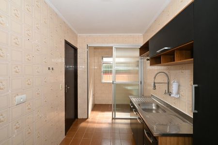 Cozinha de apartamento para alugar com 2 quartos, 54m² em Jardim das Palmas, São Paulo