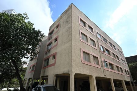 Fachada de apartamento para alugar com 2 quartos, 54m² em Jardim das Palmas, São Paulo