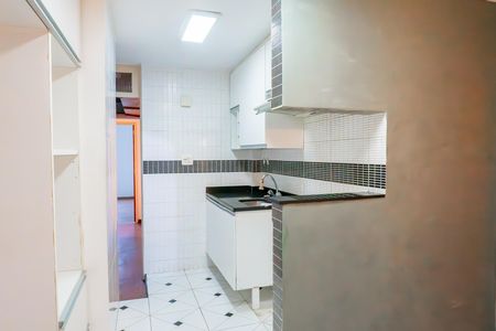 Apartamento para alugar com 100m², 2 quartos e 1 vaga Apartamento para alugar com 100m², 2 quartos e 1 vagaCozinha