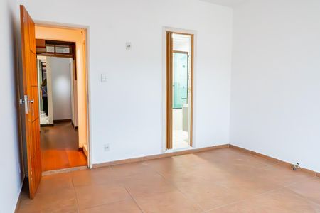Apartamento para alugar com 100m², 2 quartos e 1 vaga Apartamento para alugar com 100m², 2 quartos e 1 vagaQuarto 1