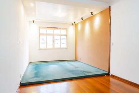 Apartamento para alugar com 100m², 2 quartos e 1 vaga Apartamento para alugar com 100m², 2 quartos e 1 vagaSala