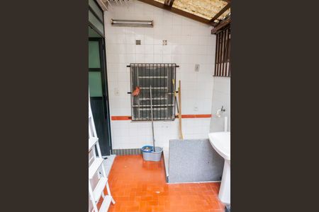 Apartamento para alugar com 100m², 2 quartos e 1 vaga Apartamento para alugar com 100m², 2 quartos e 1 vagaÁrea de Serviço