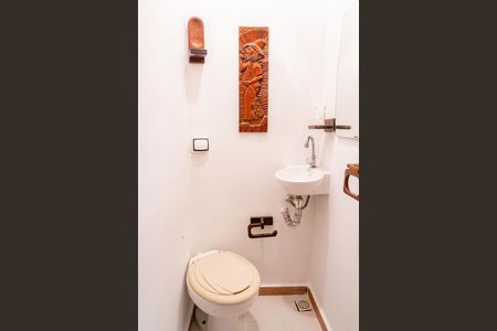 Apartamento para alugar com 100m², 2 quartos e 1 vaga Apartamento para alugar com 100m², 2 quartos e 1 vagaLavabo