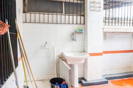 Apartamento para alugar com 100m², 2 quartos e 1 vaga Apartamento para alugar com 100m², 2 quartos e 1 vagaÁrea de Serviço