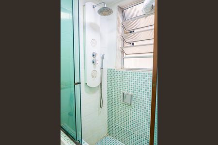 Apartamento para alugar com 100m², 2 quartos e 1 vaga Apartamento para alugar com 100m², 2 quartos e 1 vagaBanheiro do Quarto 1