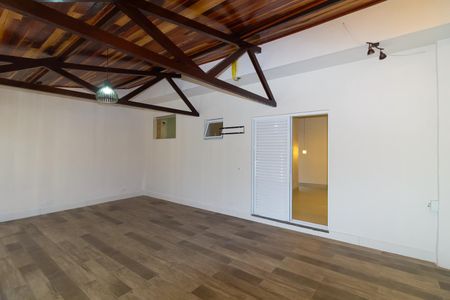 Varanda de casa para alugar com 3 quartos, 180m² em Parque Independencia, São Paulo