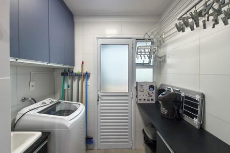 Área de Serviço de apartamento para alugar com 2 quartos, 75m² em Real, Praia Grande