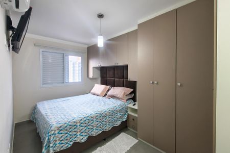 Suíte 1 de apartamento para alugar com 2 quartos, 75m² em Real, Praia Grande