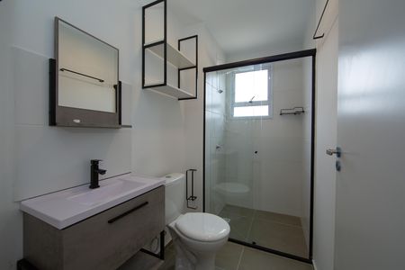 BANHEIRO1 de apartamento para alugar com 3 quartos, 59m² em Estoril, Belo Horizonte