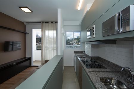 COZINHA de apartamento para alugar com 3 quartos, 59m² em Estoril, Belo Horizonte
