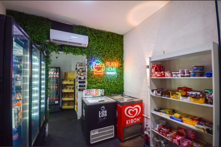 Apartamento para alugar com 48m², 2 quartos e sem vagaMercado