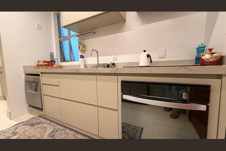 Cozinha de apartamento à venda com 3 quartos, 78m² em Setor Bueno, Goiânia