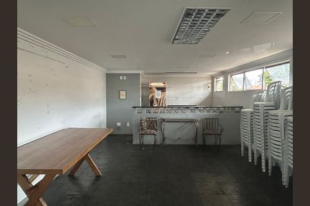 Apartamento para alugar com 75m², 2 quartos e 1 vagaÁrea comum - Salão de festas