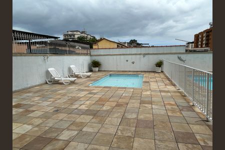 Apartamento para alugar com 75m², 2 quartos e 1 vagaÁrea comum - Piscina